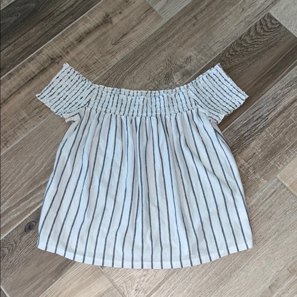 AE Off the shoulder striped top. Like new! S